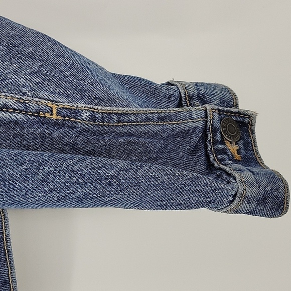 Old Navy Womens Cropped Jean Jacket 100% Cotton Denim Size M - Picture 8 of 10